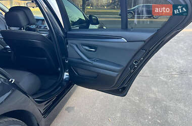 Седан BMW 5 Series 2011 в 