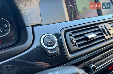 Седан BMW 5 Series 2011 в 