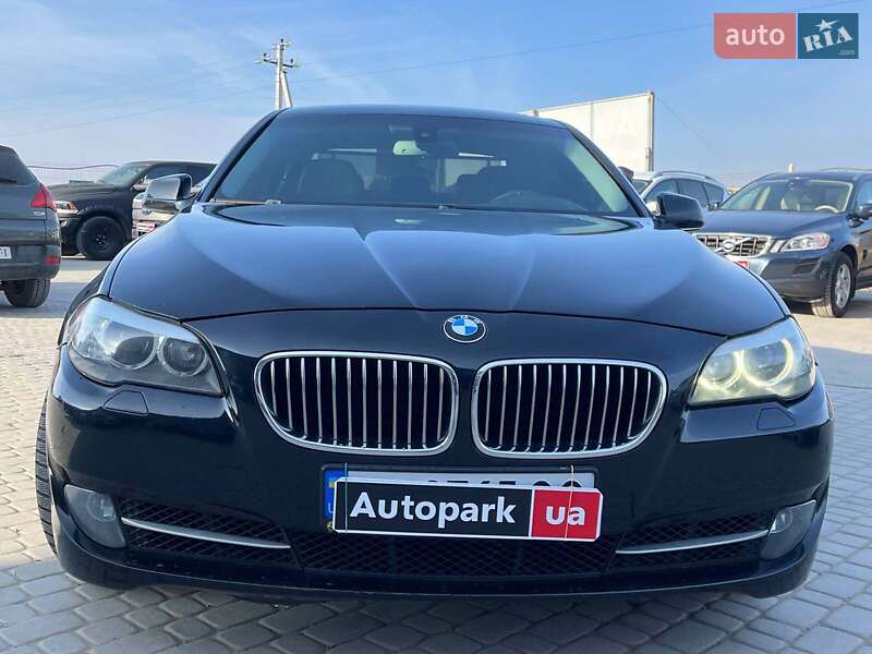 Седан BMW 5 Series 2010 в Львові