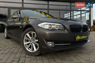 Седан BMW 5 Series 2011 в Мукачево