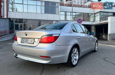 Седан BMW 5 Series 2004 в Киеве