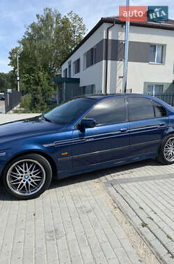 Седан BMW 5 Series 1999 в Новояворовске