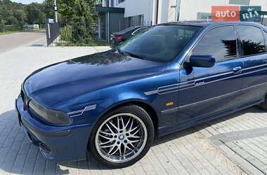 Седан BMW 5 Series 1999 в Новояворовске