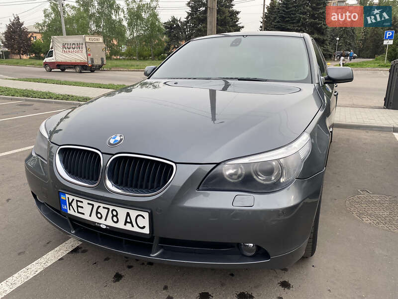 Седан BMW 5 Series 2004 в Кривому Розі