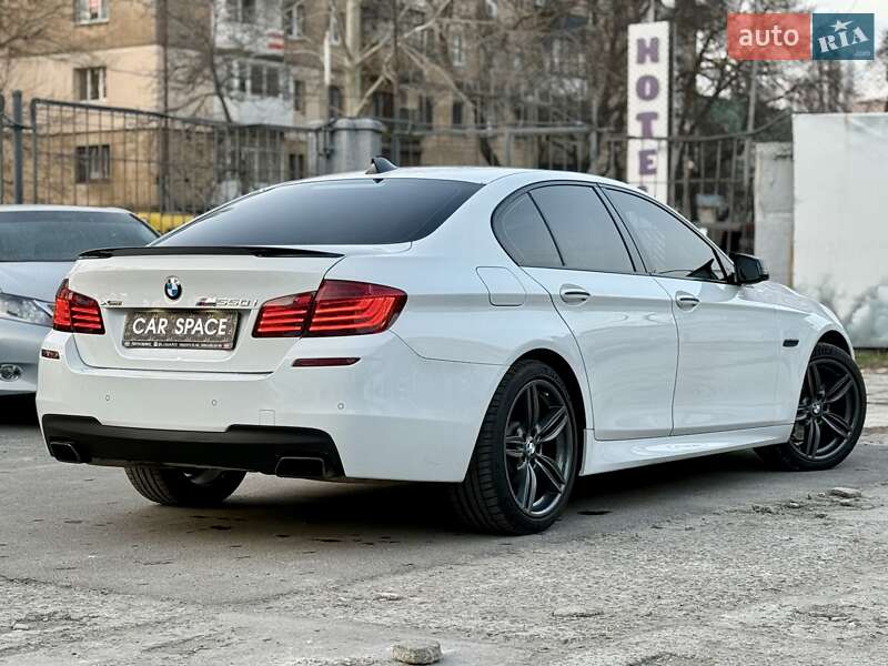 Седан BMW 5 Series 2014 в Одессе
