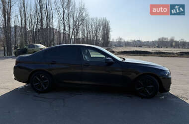 Седан BMW 5 Series 2015 в 