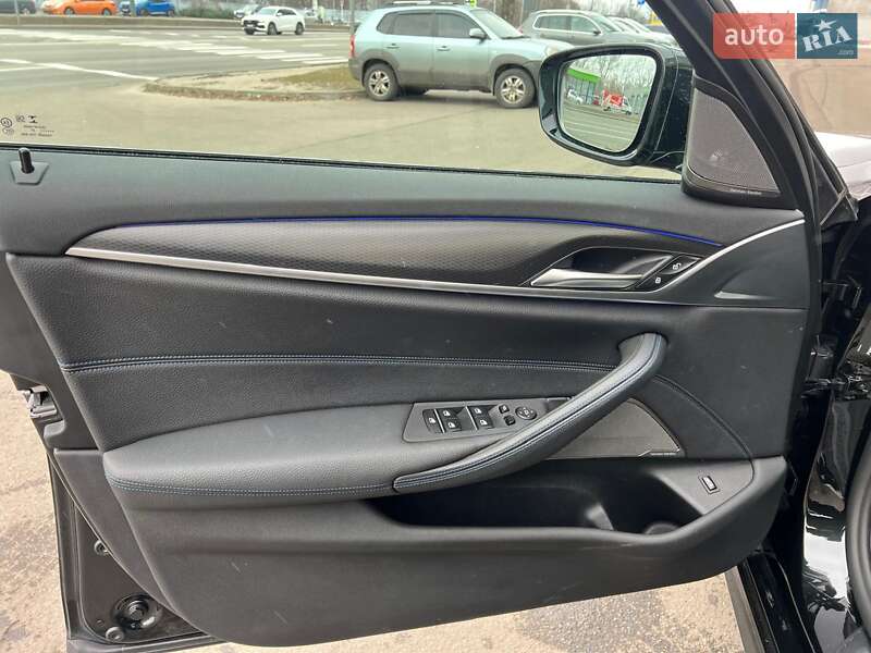 Седан BMW 5 Series 2021 в Києві