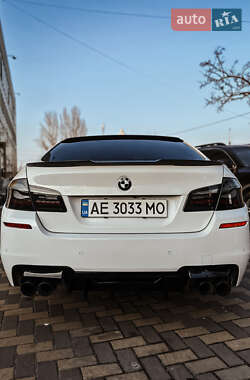 Седан BMW 5 Series 2014 в 