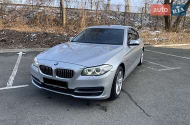 Седан BMW 5 Series 2015 в 