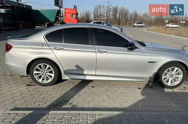 Седан BMW 5 Series 2015 в Черновцах