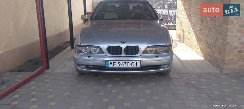Седан BMW 5 Series 2001 в Синельниковому