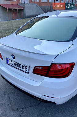 Седан BMW 5 Series 2011 в Умані