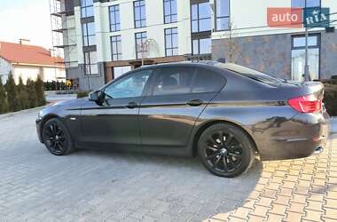 Седан BMW 5 Series 2013 в Ровно