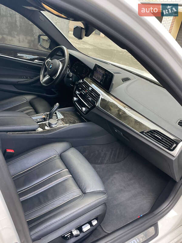Седан BMW 5 Series 2019 в Києві фото 3 Седан BMW 5 Series 2019 в Києві