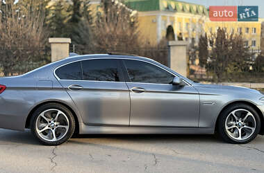 Седан BMW 5 Series 2015 в Умани