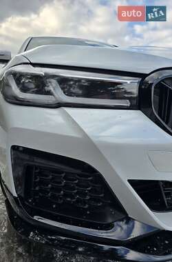 Седан BMW 5 Series 2021 в Яворове