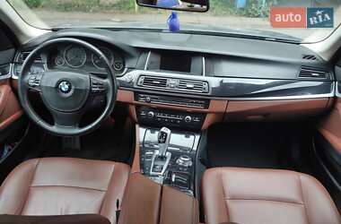 Универсал BMW 5 Series 2017 в 