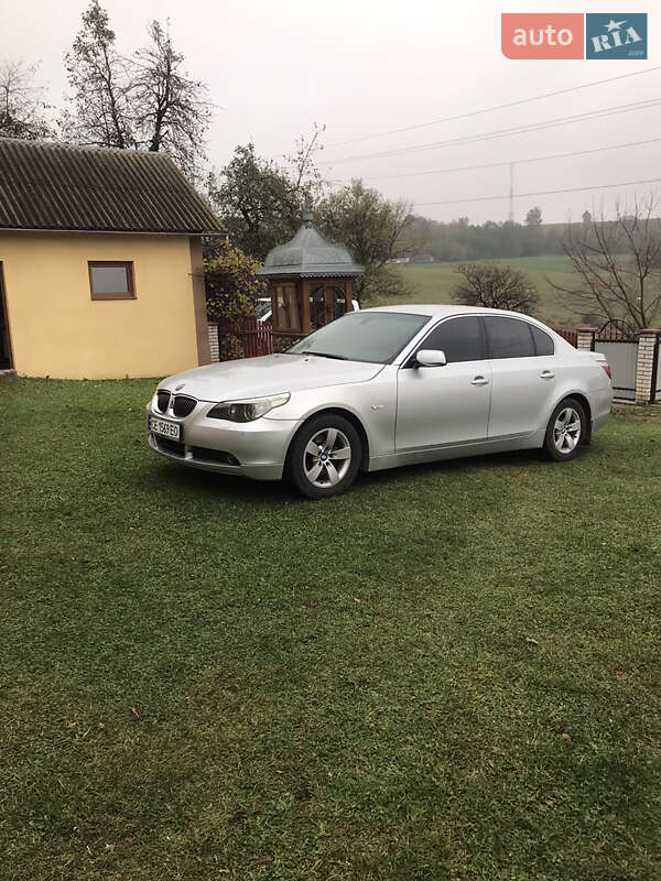 BMW 5 Series 2004