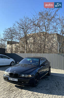 Седан BMW 5 Series 2001 в Рівному