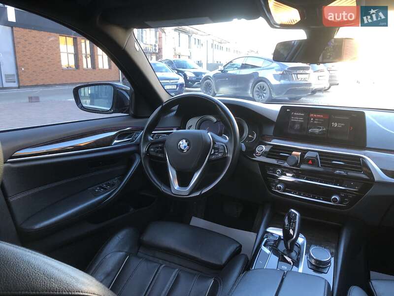 Седан BMW 5 Series 2017 в Коломиї