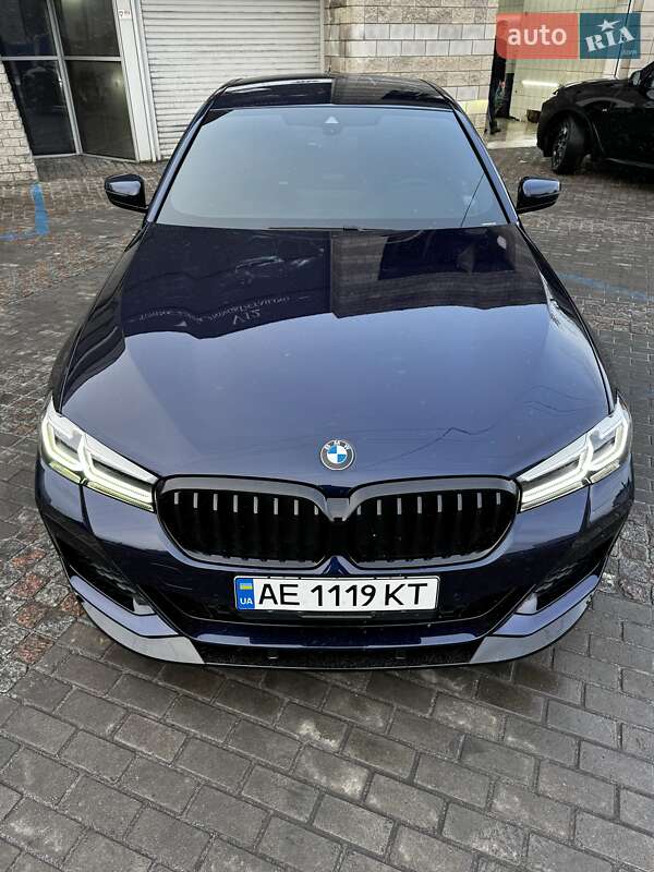 Седан BMW 5 Series 2023 в Дніпрі
