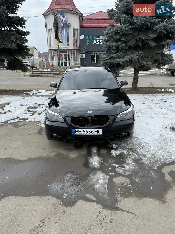 Седан BMW 5 Series 2004 в 