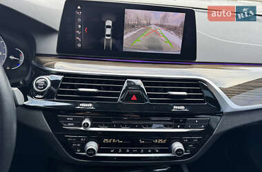 Седан BMW 5 Series 2017 в 