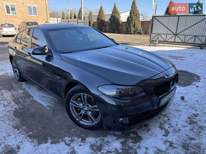 Седан BMW 5 Series 2011 в Луцке