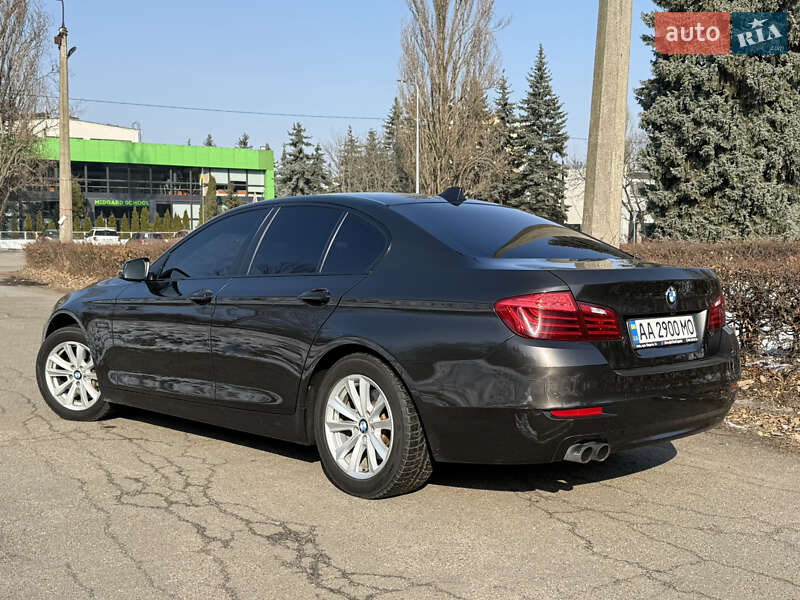 Седан BMW 5 Series 2014 в Киеве