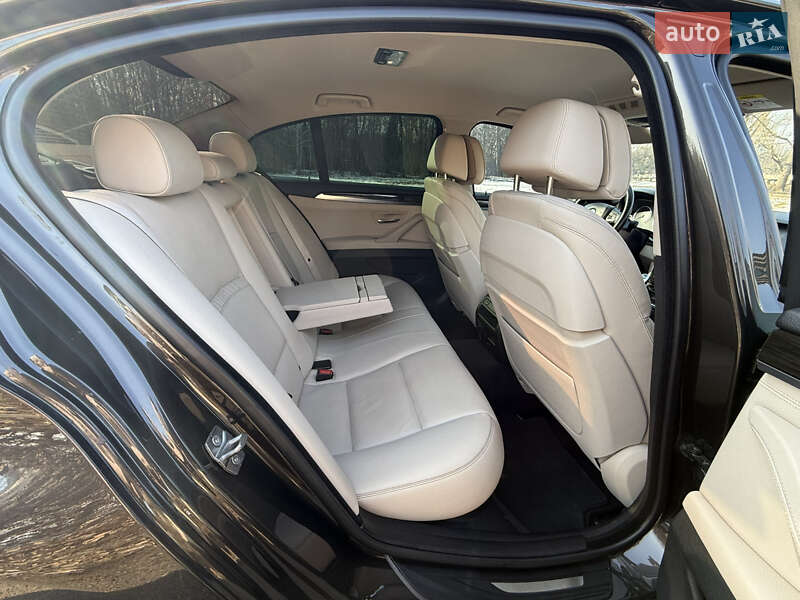 Седан BMW 5 Series 2014 в Киеве
