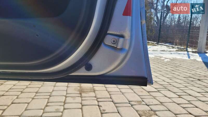 Седан BMW 5 Series 1999 в Чорткові