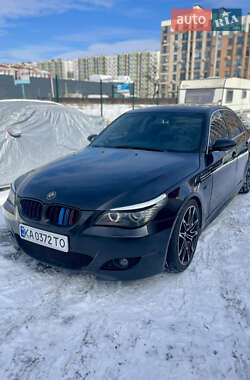 Седан BMW 5 Series 2004 в Киеве