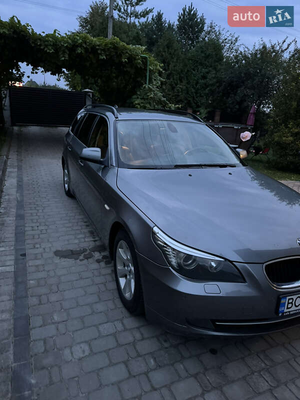 Универсал BMW 5 Series 2010 в Львове