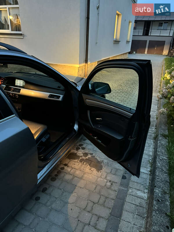 Универсал BMW 5 Series 2010 в Львове