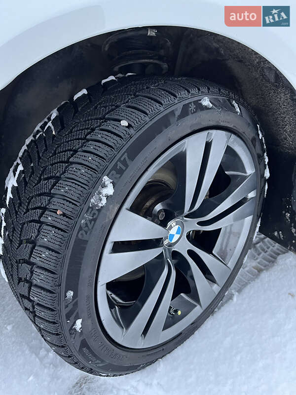 Седан BMW 5 Series 2009 в Почаєві