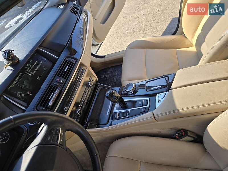 Седан BMW 5 Series 2013 в Кривом Роге
