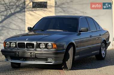 Седан BMW 5 Series 1995 в Одессе