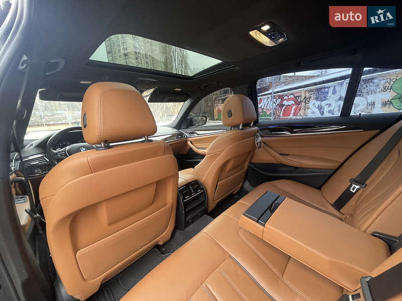 Седан BMW 5 Series 2017 в Харькове