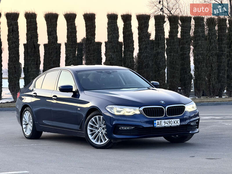 Седан BMW 5 Series 2017 в Днепре фото Седан BMW 5 Series 2017 в Днепре