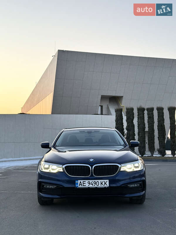 Седан BMW 5 Series 2017 в Днепре фото 29 Седан BMW 5 Series 2017 в Днепре