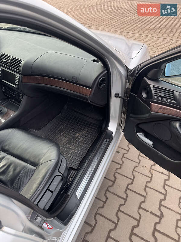 Універсал BMW 5 Series 2003 в Нововолинську