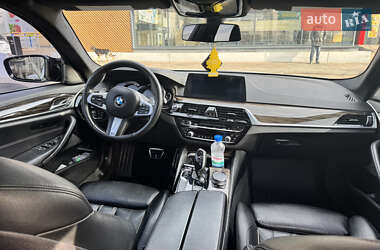 Седан BMW 5 Series 2017 в 