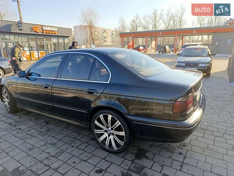 Седан BMW 5 Series 2002 в Знам'янці