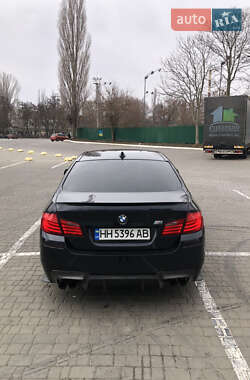 Седан BMW 5 Series 2012 в 