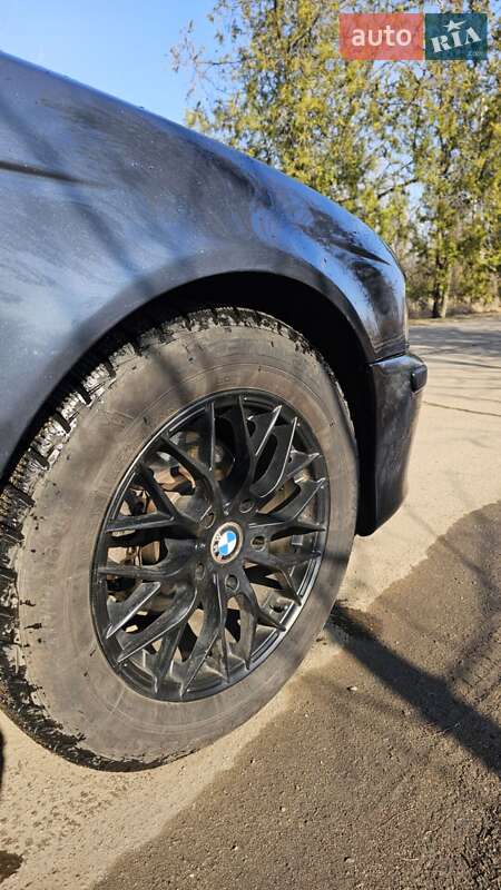 Седан BMW 5 Series 1997 в Днепре