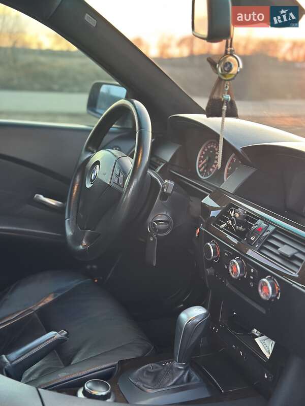 Седан BMW 5 Series 2005 в Одесі