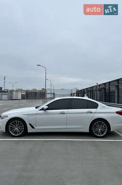 Седан BMW 5 Series 2018 в Києві