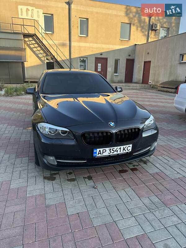 Седан BMW 5 Series 2011 в Запорожье