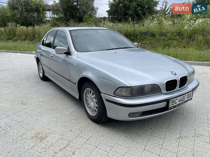 BMW 5 Series 1998