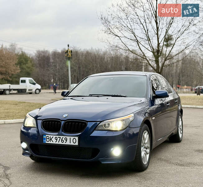 Седан BMW 5 Series 2009 в Ровно